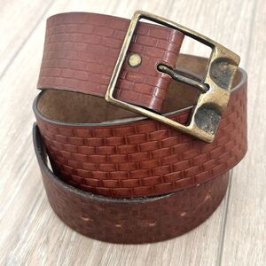 Vintage Hand Tooled Mens 41 32"-38” Brown Leather Belt Western Basket Weave